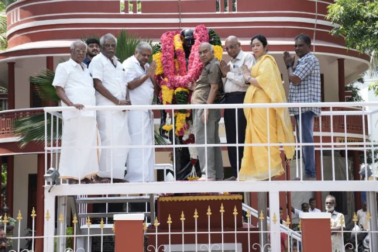 காமராஜரின் வீடு மீண்டும் பழைமை மாறாமல் புதுப்பிக்கப்பட வேண்டும் 
